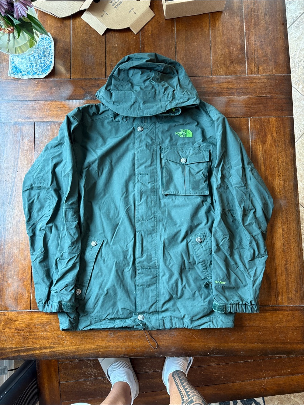 The North Face Men's Dark Green Hooded Ski/Winter Heavy Jacket